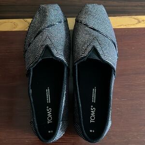 Black glitter, brand new without box